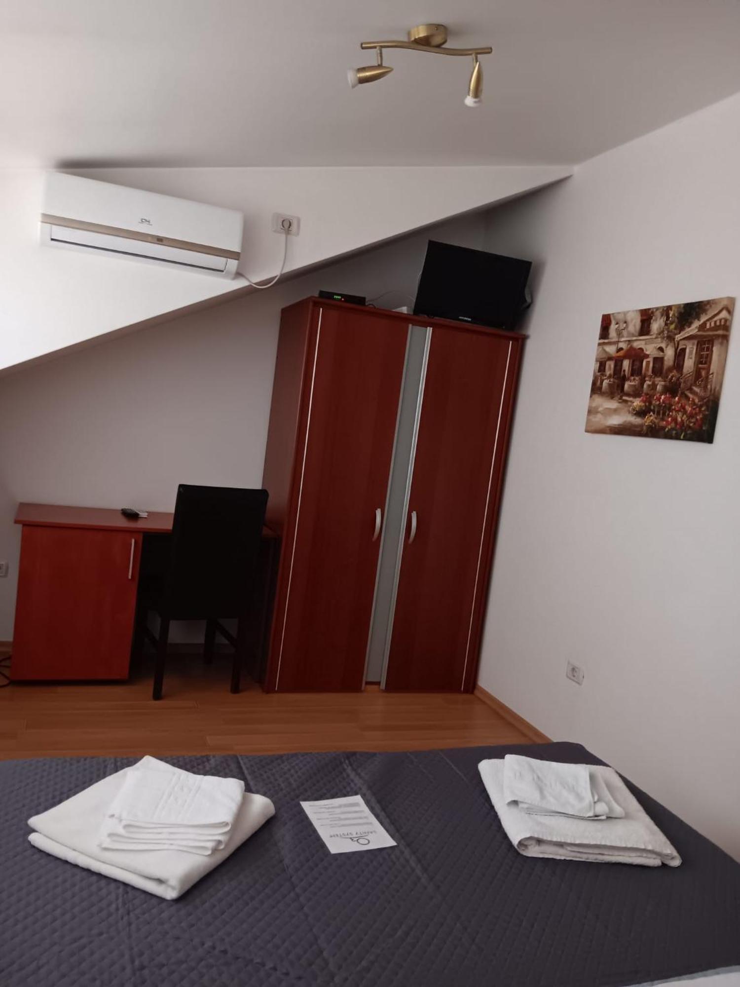Hotel Vila Veneto Timisoara Exterior foto