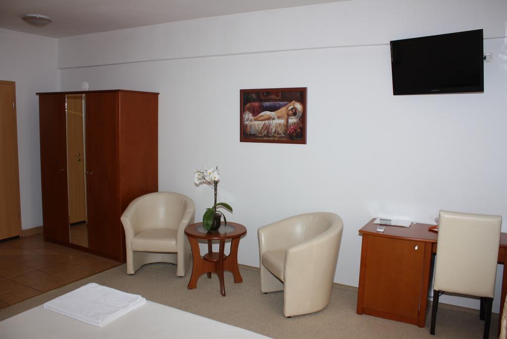 Hotel Vila Veneto Timisoara Habitación foto